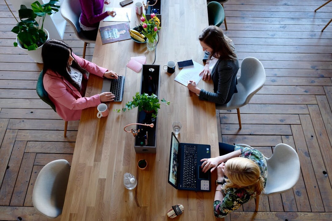 Navigating the New Business Landscape: Strategies for Success in a Rapidly Changing World